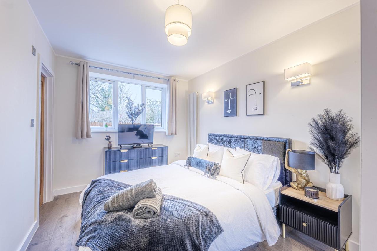 Stunning Family Apartments - ブロムリー エクステリア 写真