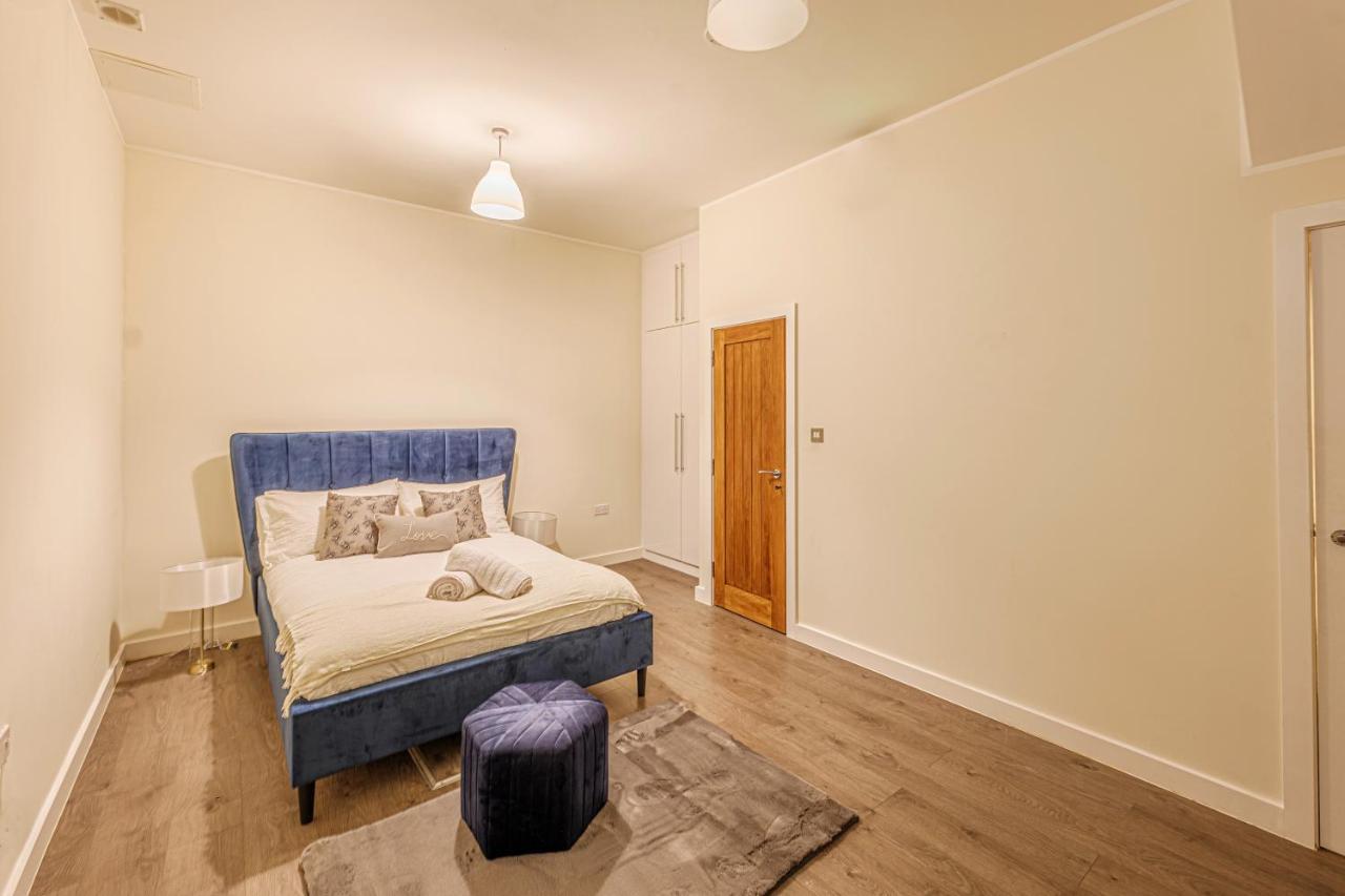 Stunning Family Apartments - ブロムリー エクステリア 写真